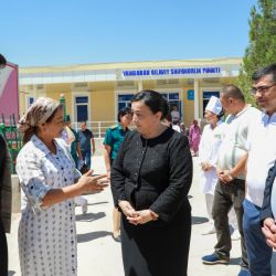 Oila va xotin-qizlar davlat qoʻmitasi raisi Z.Mahkamova Nurota tumaniga tashrif buyurdi
